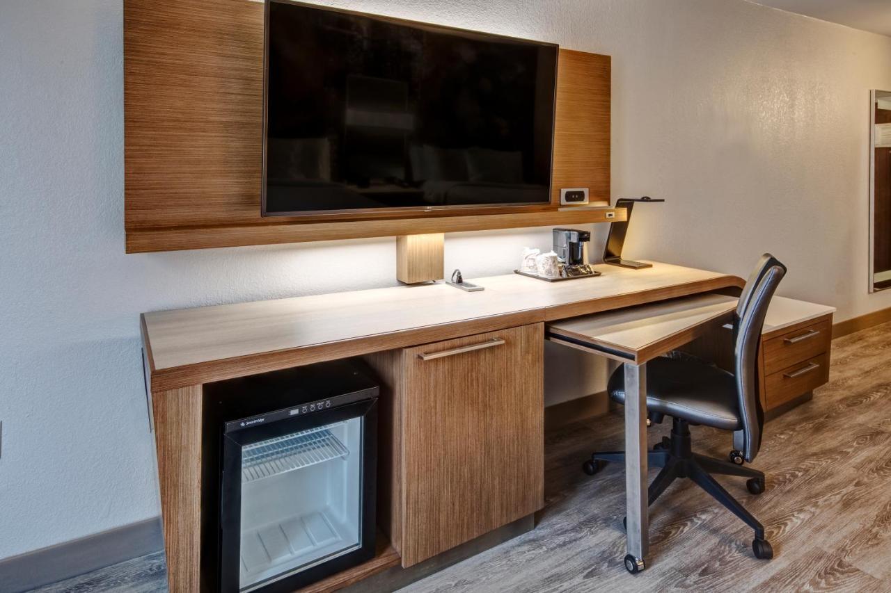 Courtyard By Marriott Nashville Vanderbilt West End Buitenkant foto