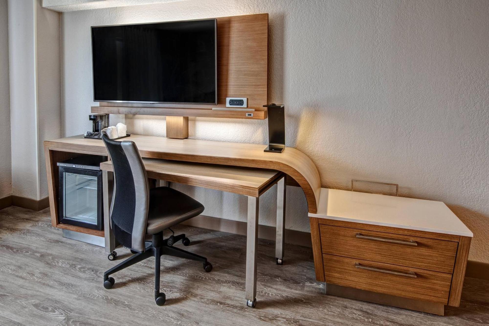 Courtyard By Marriott Nashville Vanderbilt West End Buitenkant foto