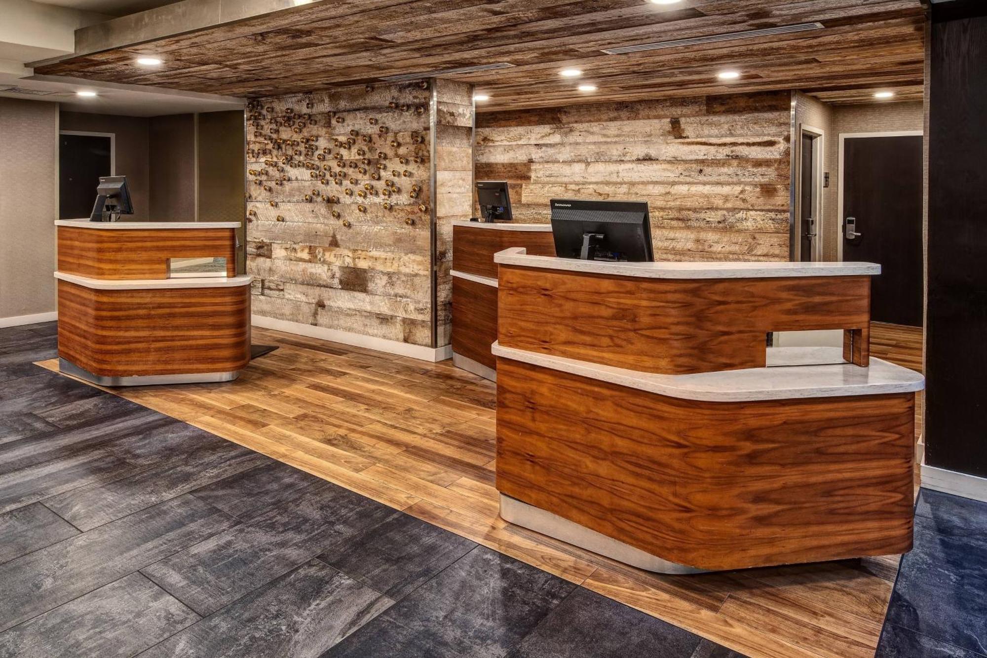 Courtyard By Marriott Nashville Vanderbilt West End Buitenkant foto
