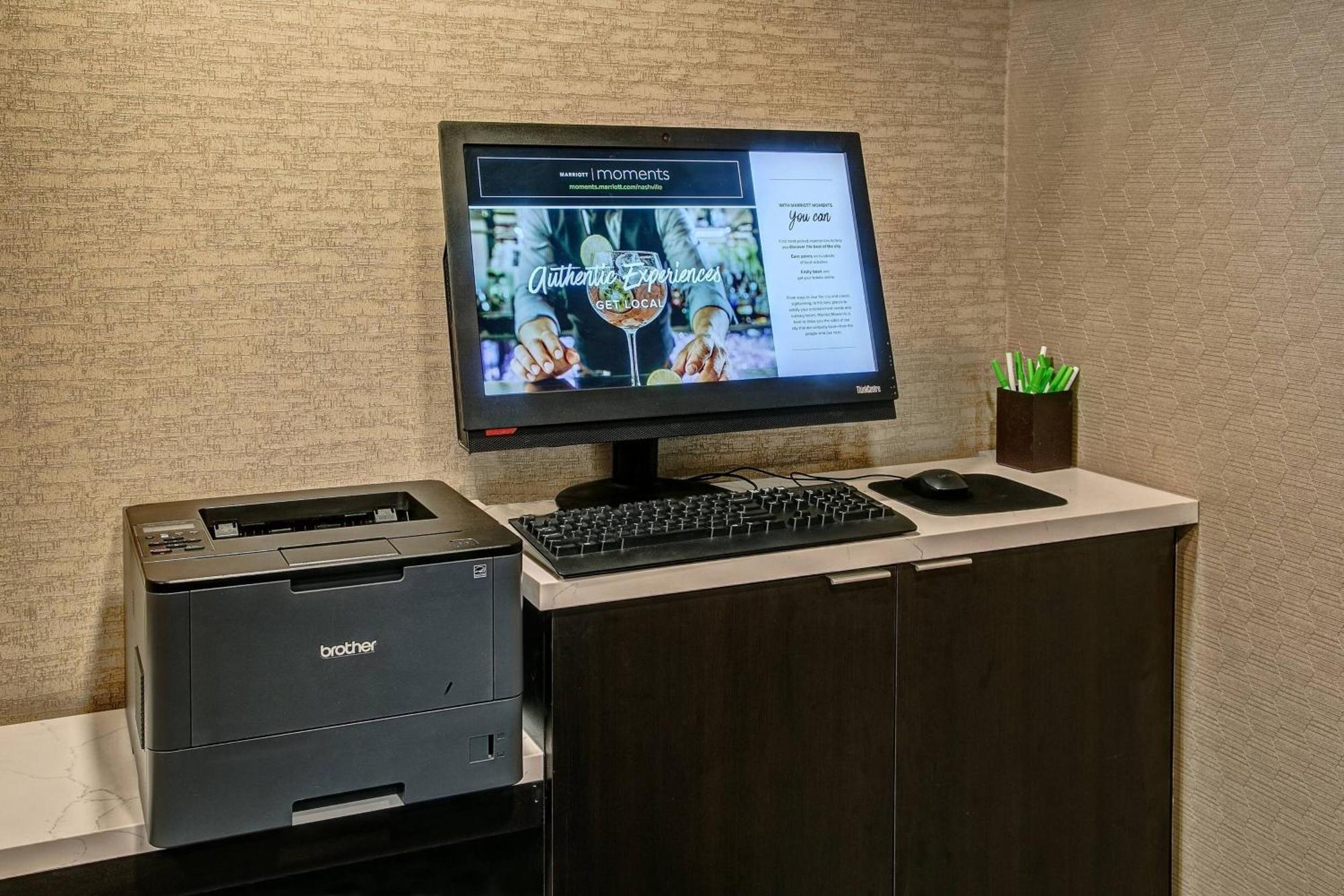 Courtyard By Marriott Nashville Vanderbilt West End Buitenkant foto