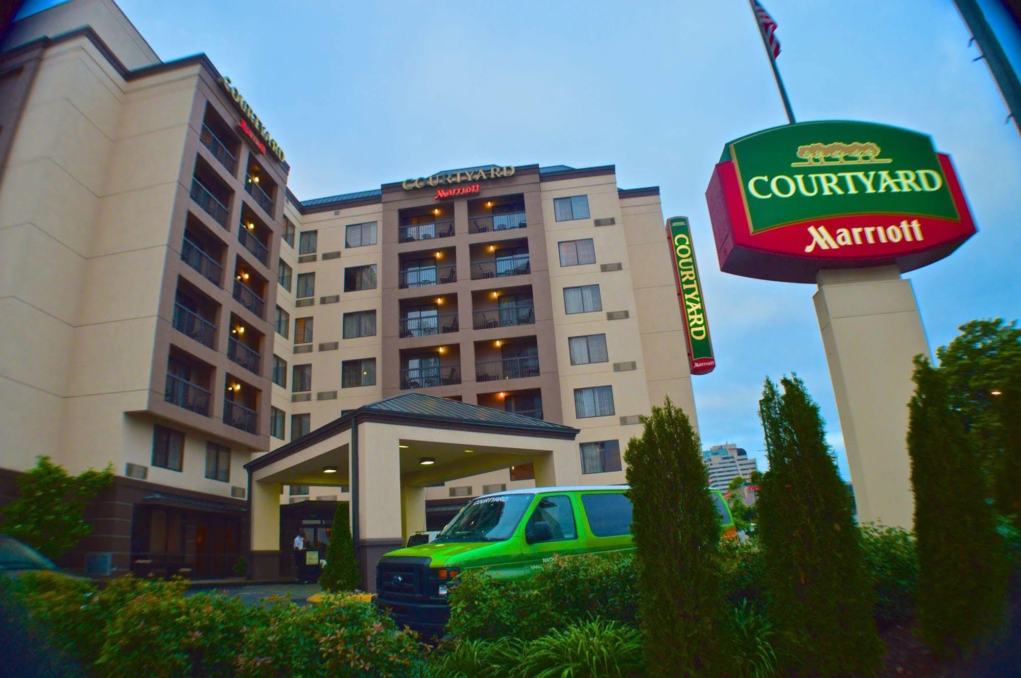 Courtyard By Marriott Nashville Vanderbilt West End Buitenkant foto