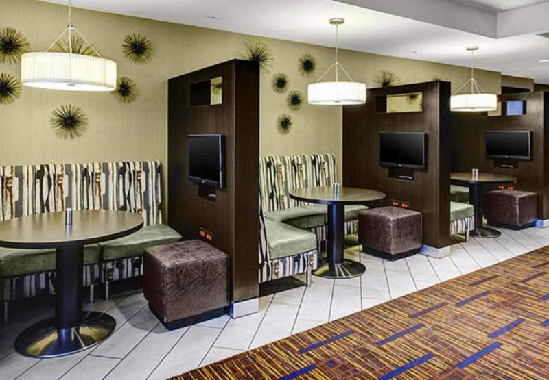 Courtyard By Marriott Nashville Vanderbilt West End Buitenkant foto