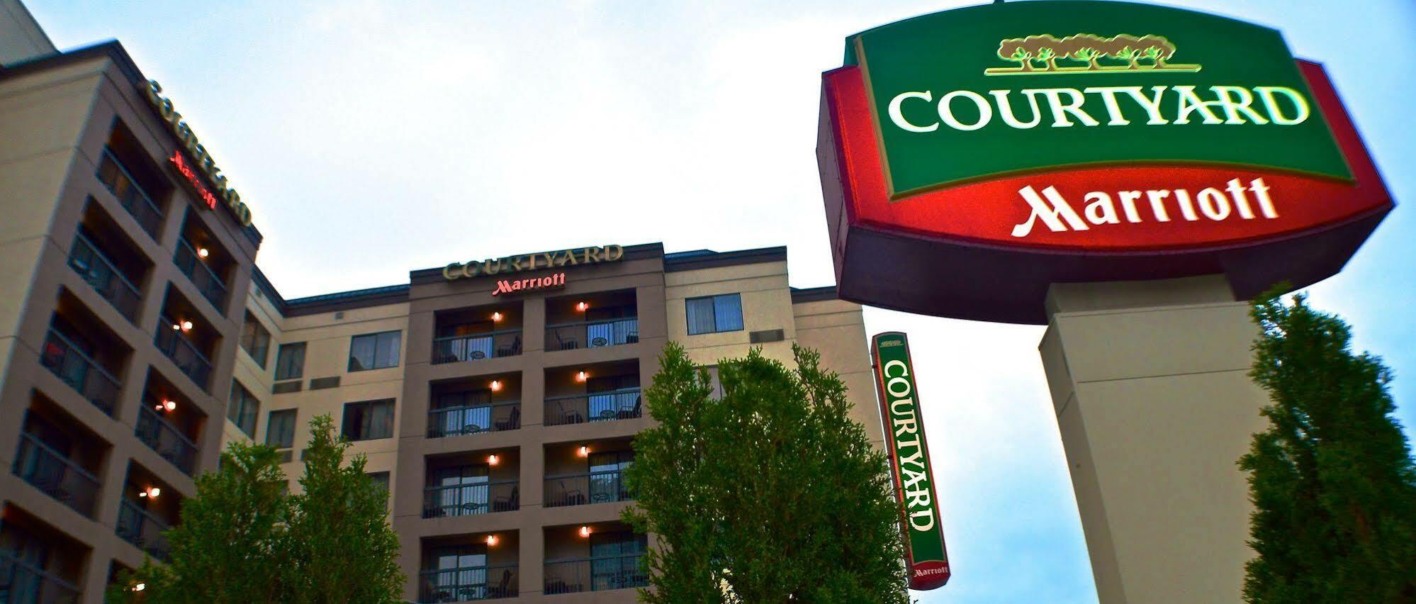 Courtyard By Marriott Nashville Vanderbilt West End Buitenkant foto